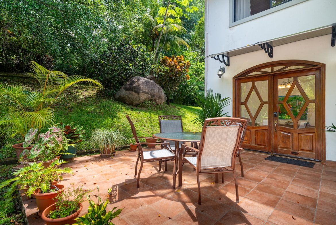 MOUNTAIN  PROPERTY WITH FOUR BEDROOMS, IN OJOCHAL – 1.83 ACRES
