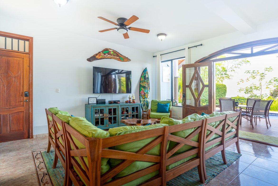 MOUNTAIN  PROPERTY WITH FOUR BEDROOMS, IN OJOCHAL – 1.83 ACRES