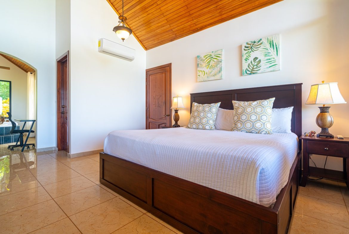 MOUNTAIN  PROPERTY WITH FOUR BEDROOMS, IN OJOCHAL – 1.83 ACRES