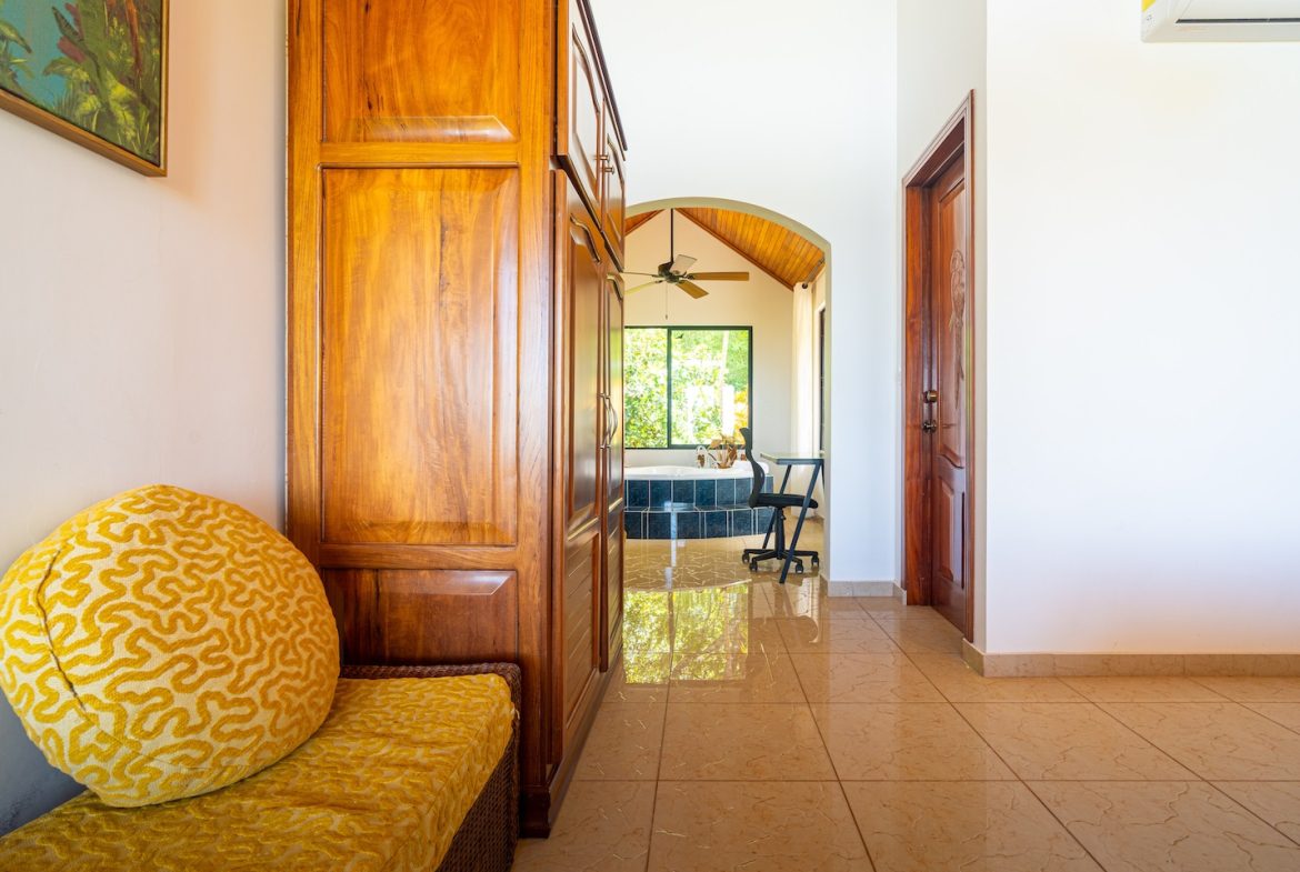 MOUNTAIN  PROPERTY WITH FOUR BEDROOMS, IN OJOCHAL – 1.83 ACRES