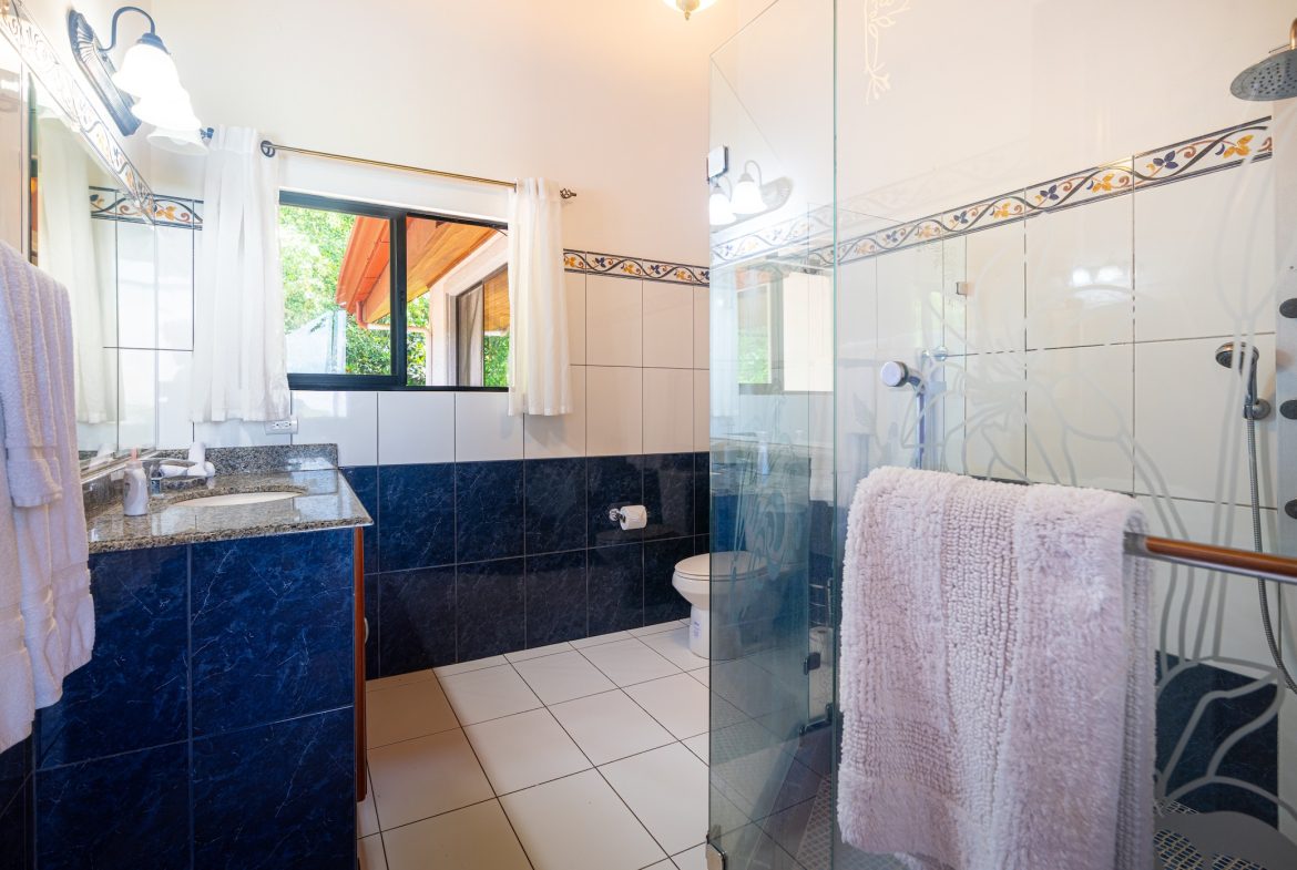 MOUNTAIN  PROPERTY WITH FOUR BEDROOMS, IN OJOCHAL – 1.83 ACRES