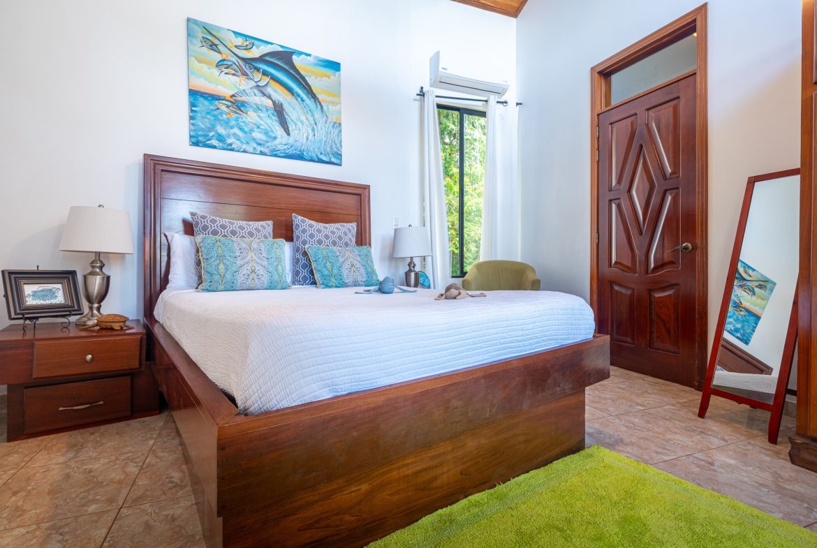 MOUNTAIN  PROPERTY WITH FOUR BEDROOMS, IN OJOCHAL – 1.83 ACRES