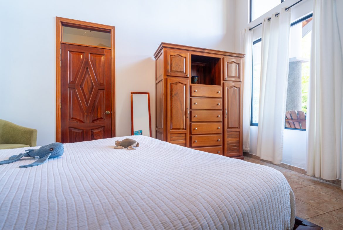 MOUNTAIN  PROPERTY WITH FOUR BEDROOMS, IN OJOCHAL – 1.83 ACRES