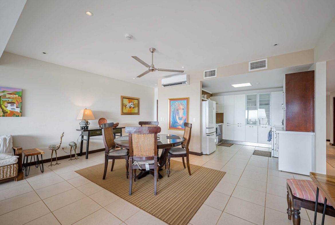 CONDOMINIUM WITH THREE BEDROOMS AND OCEAN VIEWS, IN TARCOLES – 0.049 ACRES