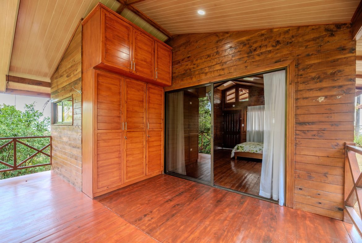 COMMERCIAL PROPERTY WITH FIVE CABINS, IN PEREZ ZELEDON – 46 ACRES