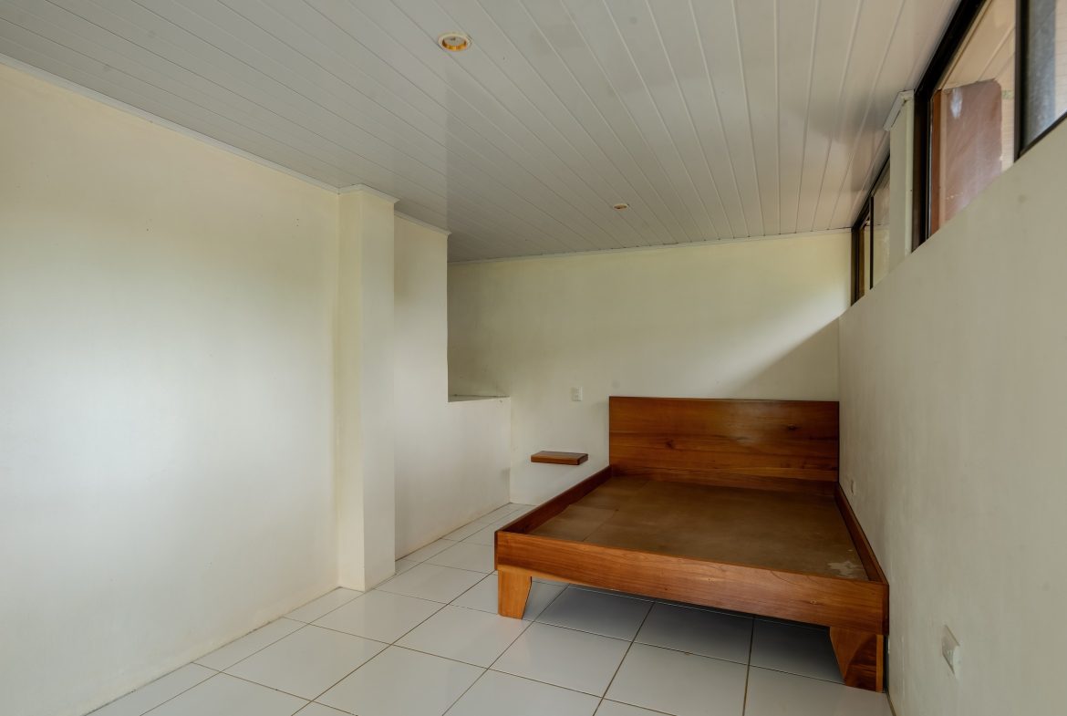 COMMERCIAL PROPERTY WITH FIVE CABINS, IN PEREZ ZELEDON – 46 ACRES