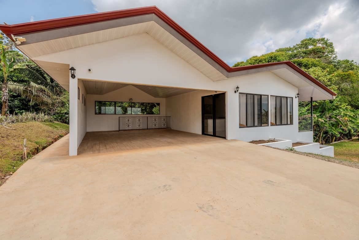 COMMERCIAL PROPERTY WITH FIVE CABINS, IN PEREZ ZELEDON – 46 ACRES