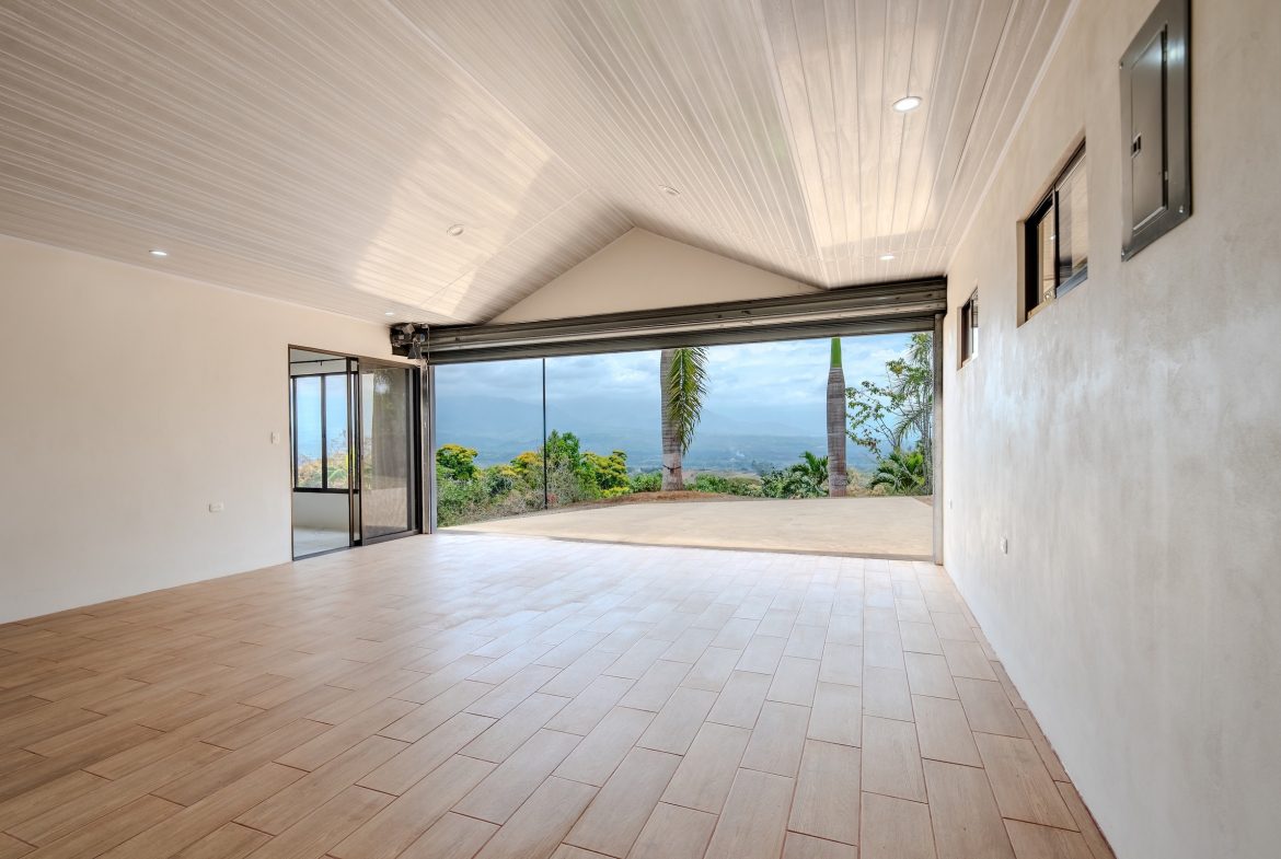 COMMERCIAL PROPERTY WITH FIVE CABINS, IN PEREZ ZELEDON – 46 ACRES