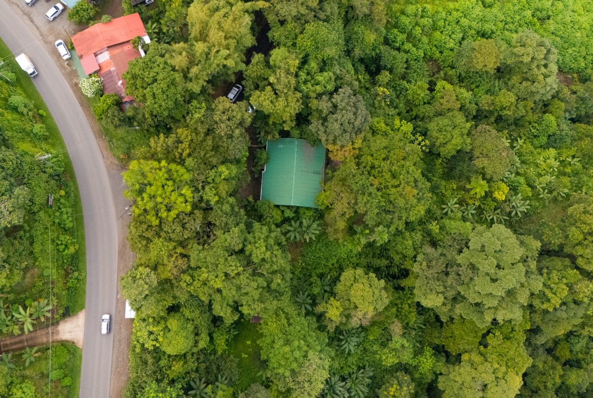 COMMERCIAL PROPERTY WITH TWO BEDROOMS A STEPS OF THE NAUYACA WATERFALL – 4.94 ACRES