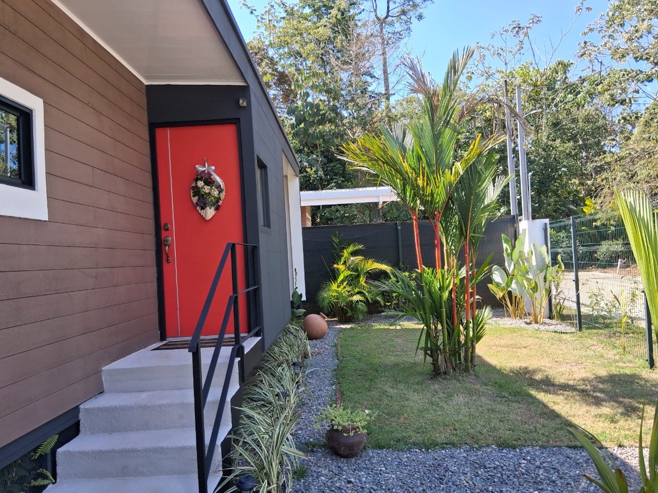 ddefa0cf-14bc-4522-953d-dc1b68b2b24c