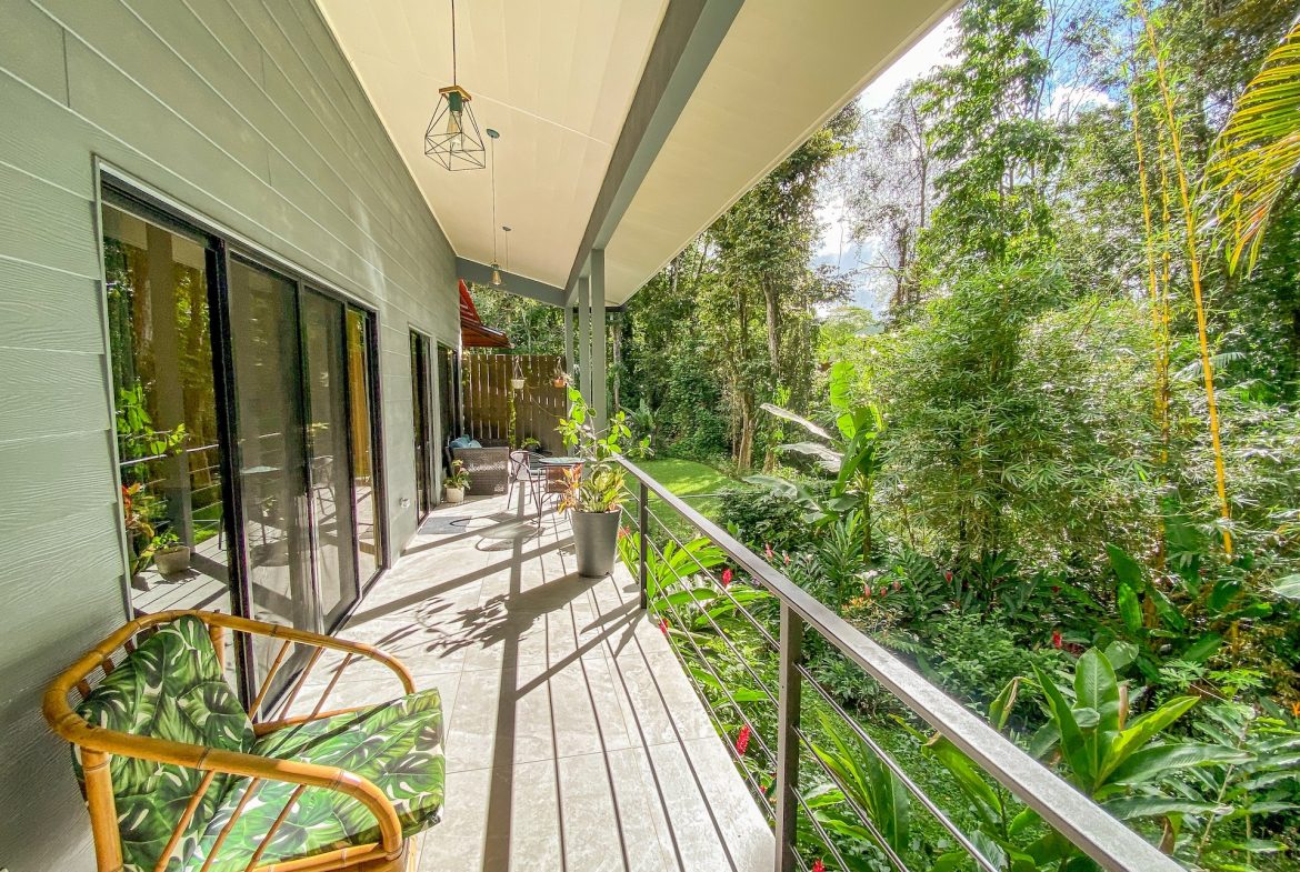 PROPERTY WITH FOUR BEDROOMS NEAR TO THE EVERYTHING, IN UVITA – 0.13 ACRES