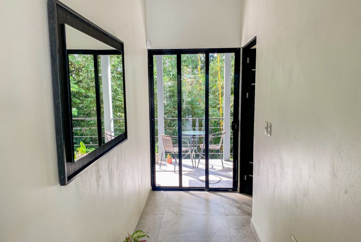 PROPERTY WITH FOUR BEDROOMS NEAR TO THE EVERYTHING, IN UVITA – 0.13 ACRES