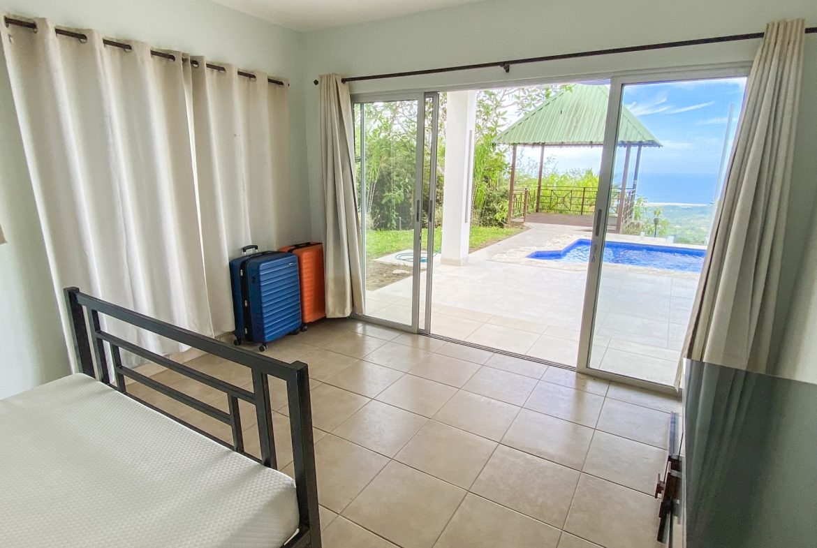 MOUNTAIN PROPERTY WITH OCEAN VIEWS IN THE UP OF TRES RIOS – 2.75 ACRES