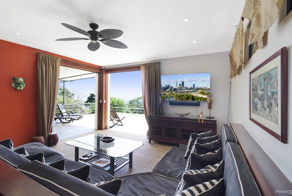 PROPERTY WITH OCEAN VIEWS NEAR TO EVERYTHING, IN JARDINES DEL MORETE UVITA – 0.34 ACRES
