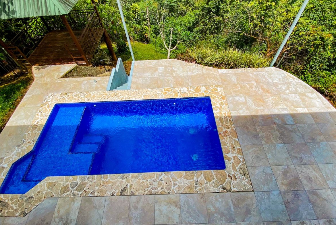 MOUNTAIN PROPERTY WITH OCEAN VIEWS IN THE UP OF TRES RIOS – 2.75 ACRES