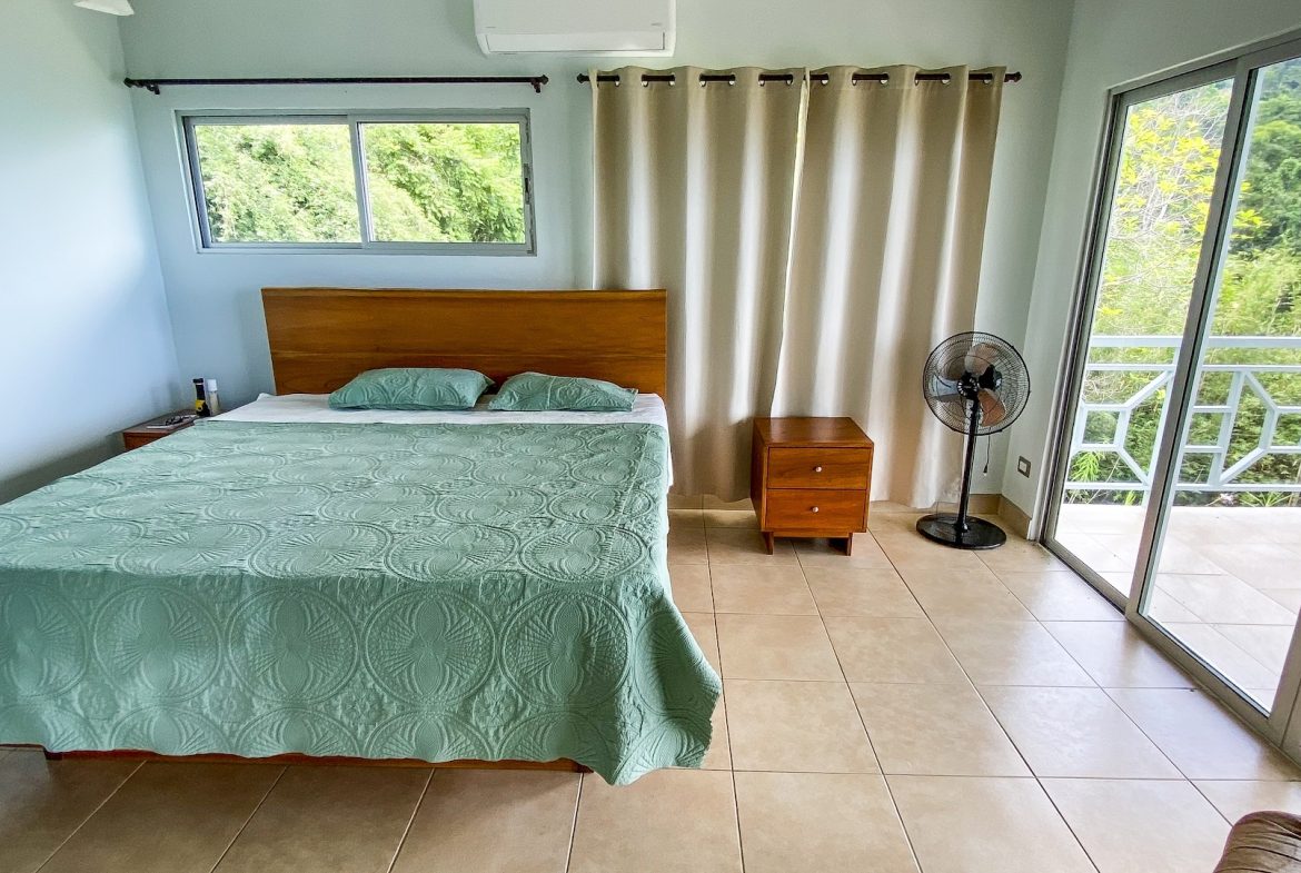 MOUNTAIN PROPERTY WITH OCEAN VIEWS IN THE UP OF TRES RIOS – 2.75 ACRES