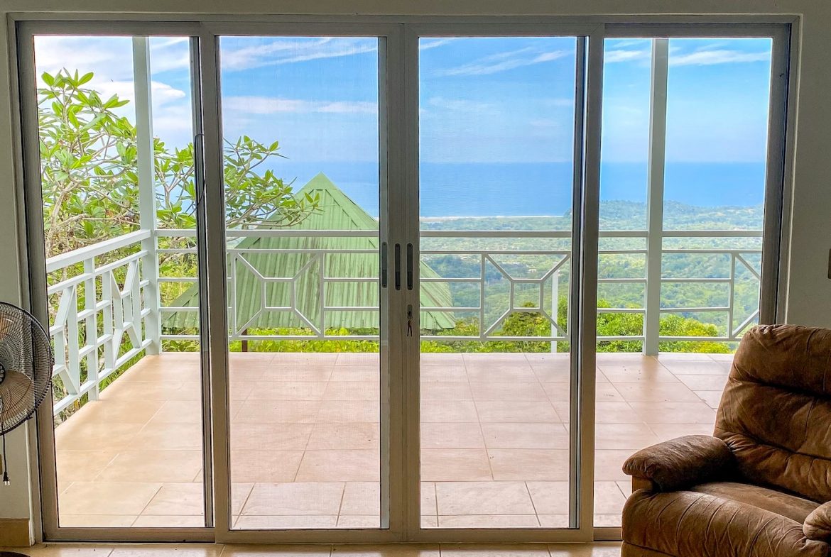 MOUNTAIN PROPERTY WITH OCEAN VIEWS IN THE UP OF TRES RIOS – 2.75 ACRES