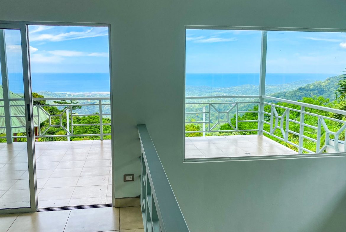 MOUNTAIN PROPERTY WITH OCEAN VIEWS IN THE UP OF TRES RIOS – 2.75 ACRES
