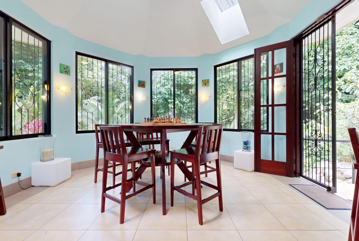 JUNGLE PROPERTY WITH THREE BEDROOMS IN A GATED COMMUNITY, IN OJOCHAL – 1.17 ACRES