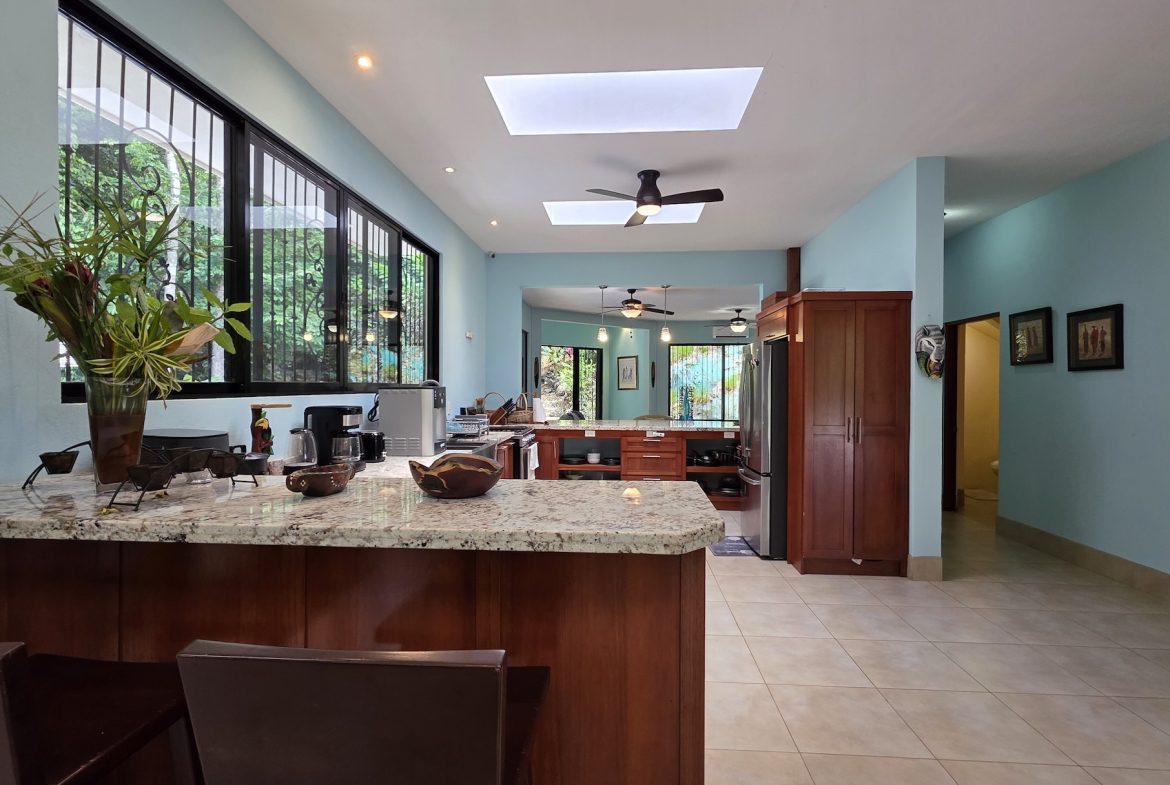 JUNGLE PROPERTY WITH THREE BEDROOMS IN A GATED COMMUNITY, IN OJOCHAL – 1.17 ACRES