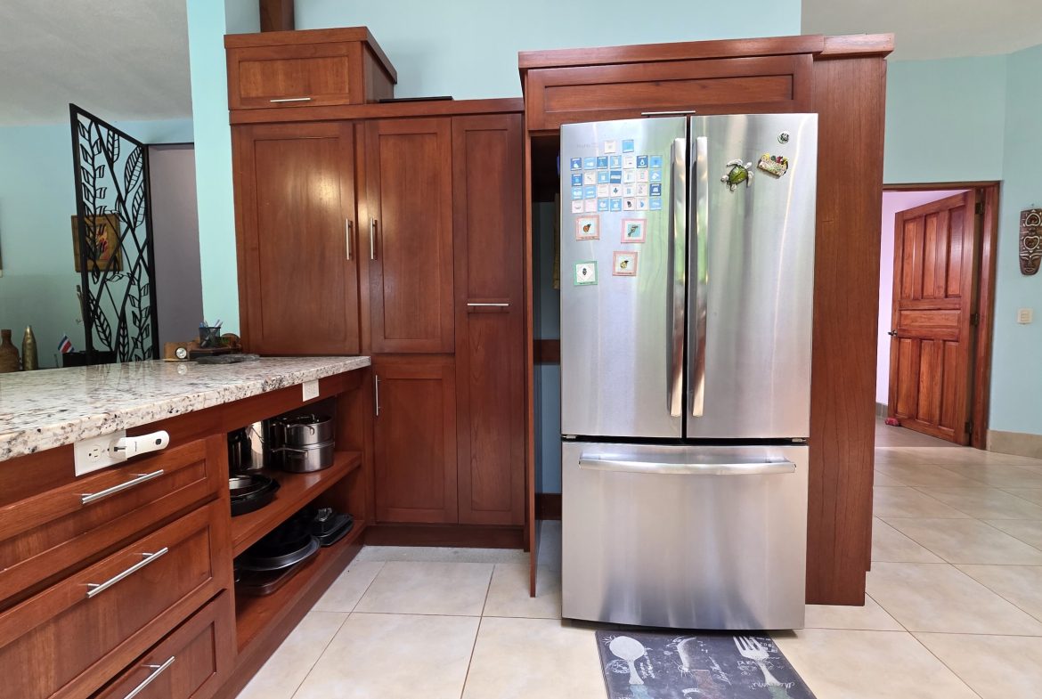 JUNGLE PROPERTY WITH THREE BEDROOMS IN A GATED COMMUNITY, IN OJOCHAL – 1.17 ACRES
