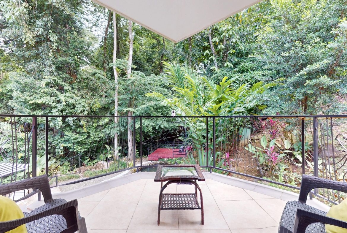 JUNGLE PROPERTY WITH THREE BEDROOMS IN A GATED COMMUNITY, IN OJOCHAL – 1.17 ACRES