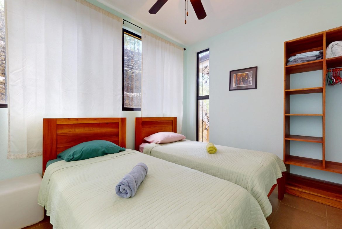 JUNGLE PROPERTY WITH THREE BEDROOMS IN A GATED COMMUNITY, IN OJOCHAL – 1.17 ACRES