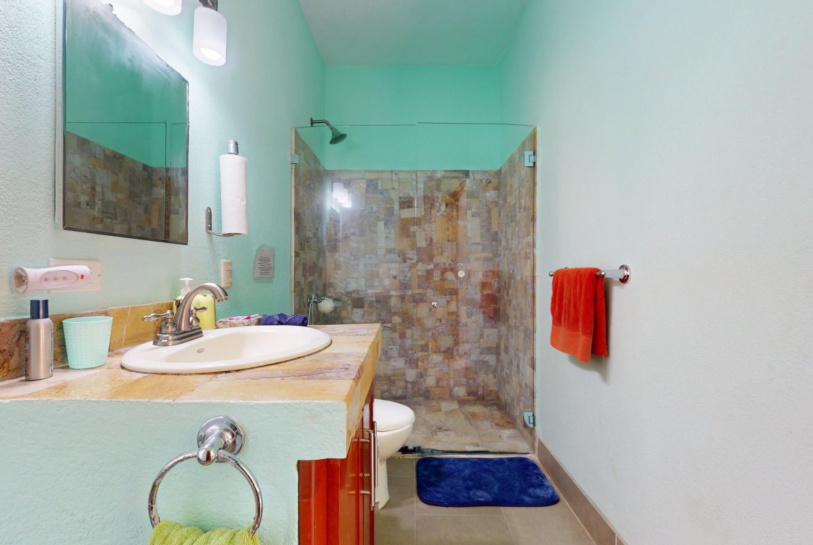 JUNGLE PROPERTY WITH THREE BEDROOMS IN A GATED COMMUNITY, IN OJOCHAL – 1.17 ACRES
