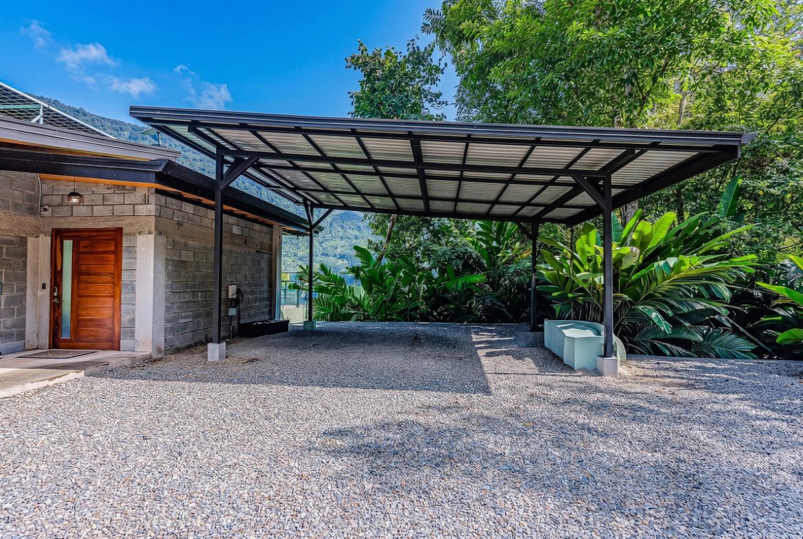 MOUNTAIN PROPERTY WITH TWO BEDROOMS AND SOLAR POWERED, IN TINAMASTES – 5.4 ACRES
