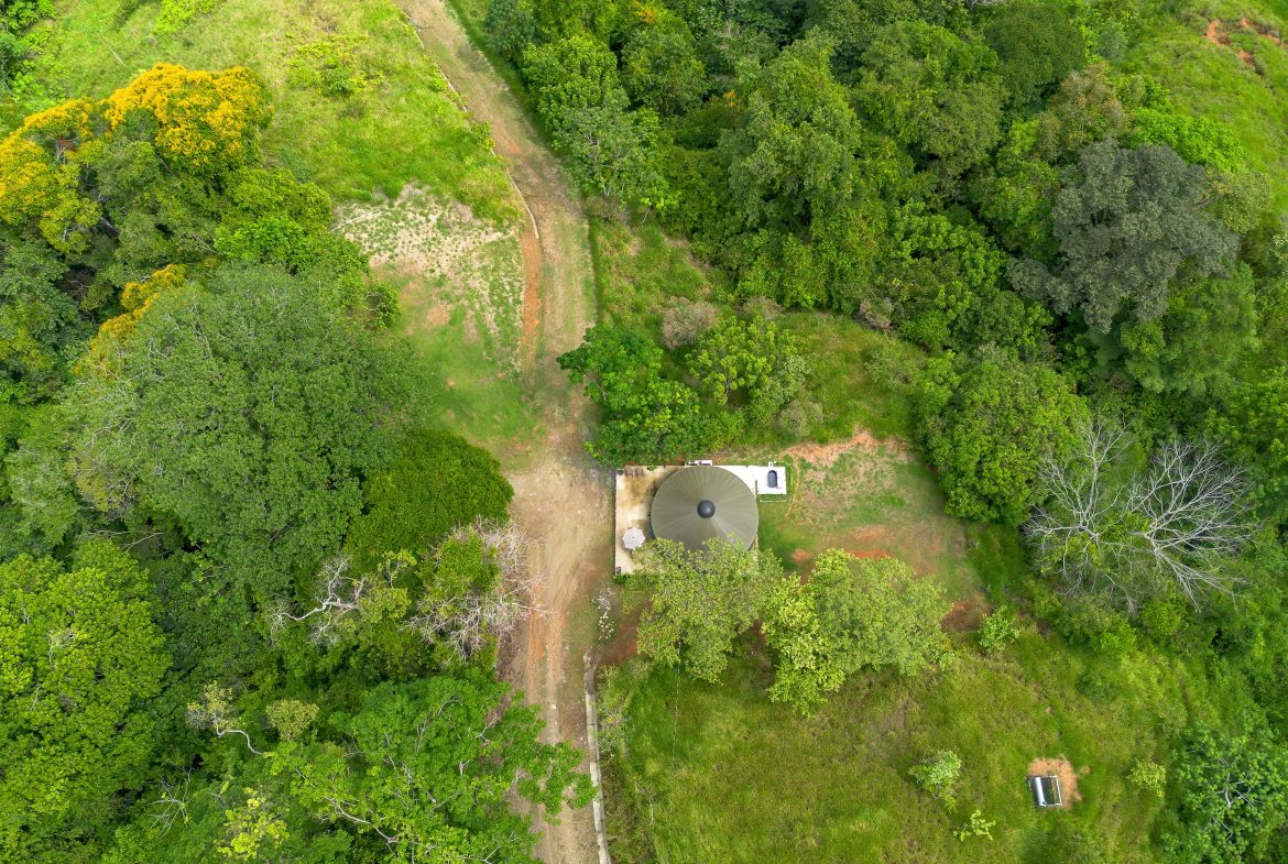 DEVELOPMENT PROPERTY WITH ONE BEDROOM HOUSE, IN THE HIGHEST OF PLATANILLO – 148 ACRES