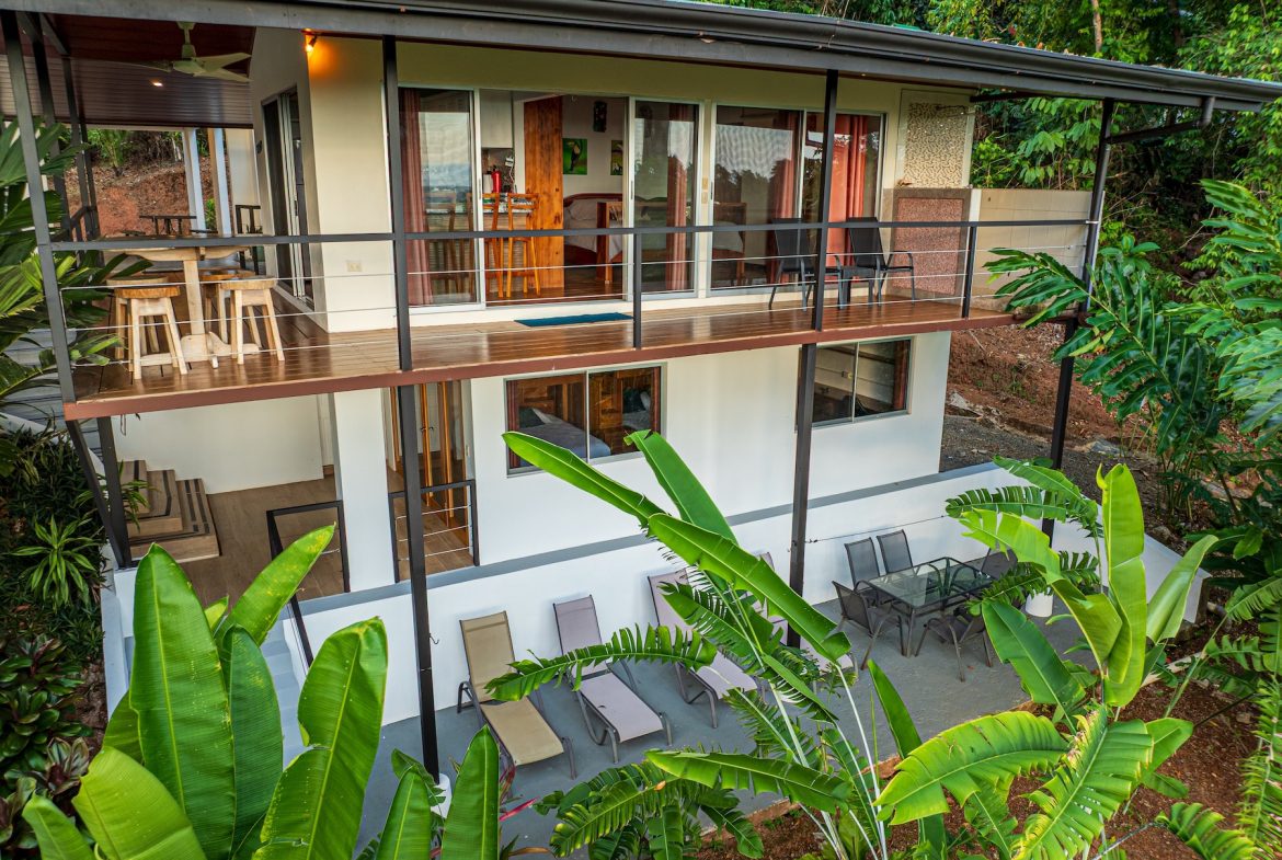 LUXURY PROPERTY WITH FOUR BEDROOMS AND SUNSET VIEWS, IN PORTALON – 3.95 ACRES