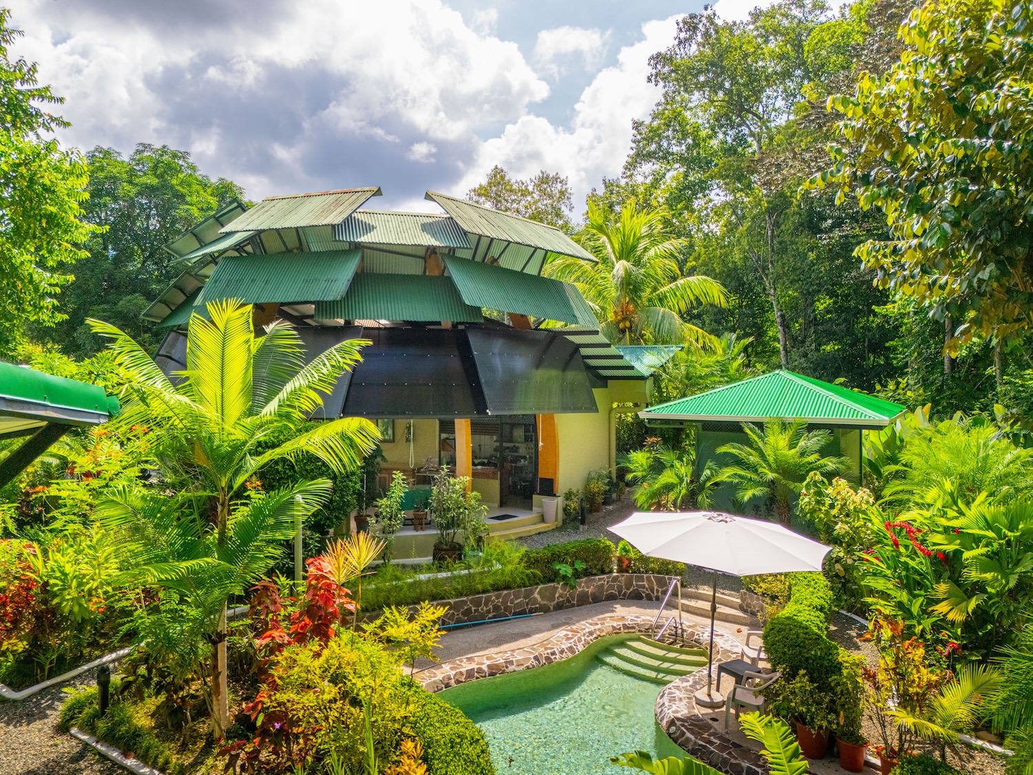 YABA CHIGUI PROPERTY WITH FIVE BEDROOMS, IN OJOCHAL – 0.59 ACRES
