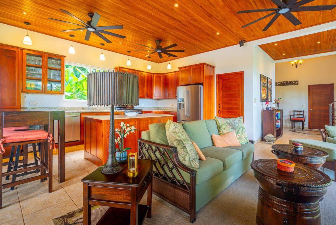 CASA ORQUIDEA PROPERTY WITH TWO BEDROOMS AND PANORAMIC VALLEY VIEWS, IN OJOCHAL – 0.32 ACRES