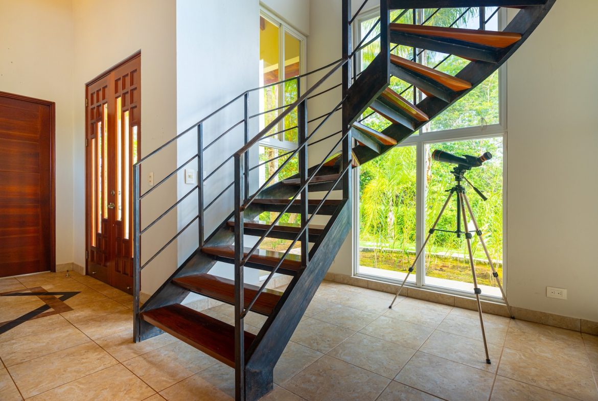 CASA ORQUIDEA PROPERTY WITH TWO BEDROOMS AND PANORAMIC VALLEY VIEWS, IN OJOCHAL – 0.32 ACRES
