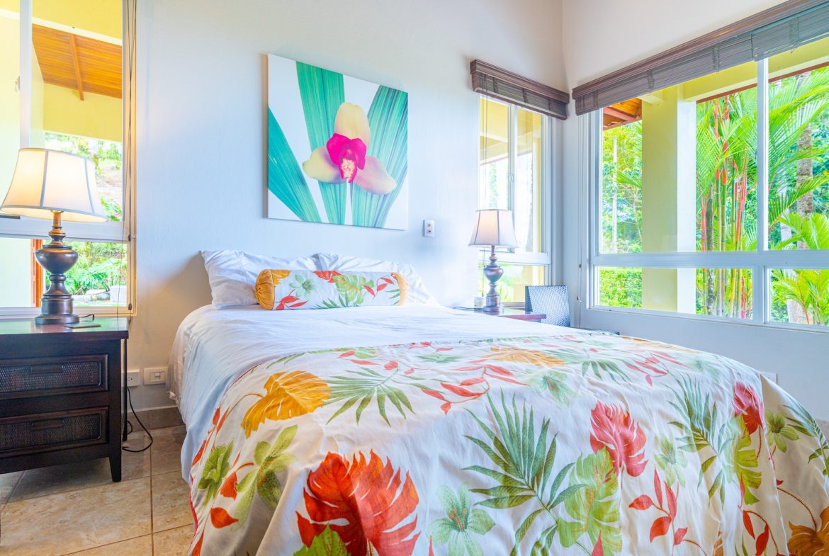 CASA ORQUIDEA PROPERTY WITH TWO BEDROOMS AND PANORAMIC VALLEY VIEWS, IN OJOCHAL – 0.32 ACRES