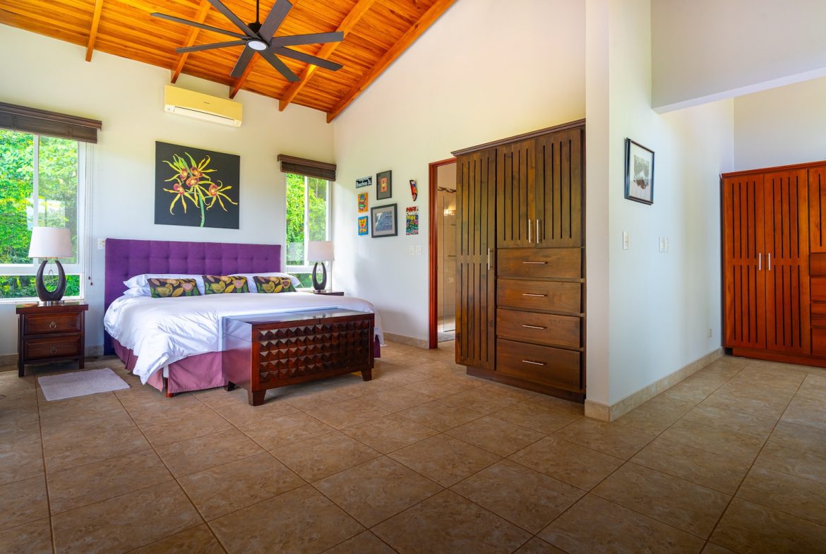 CASA ORQUIDEA PROPERTY WITH TWO BEDROOMS AND PANORAMIC VALLEY VIEWS, IN OJOCHAL – 0.32 ACRES