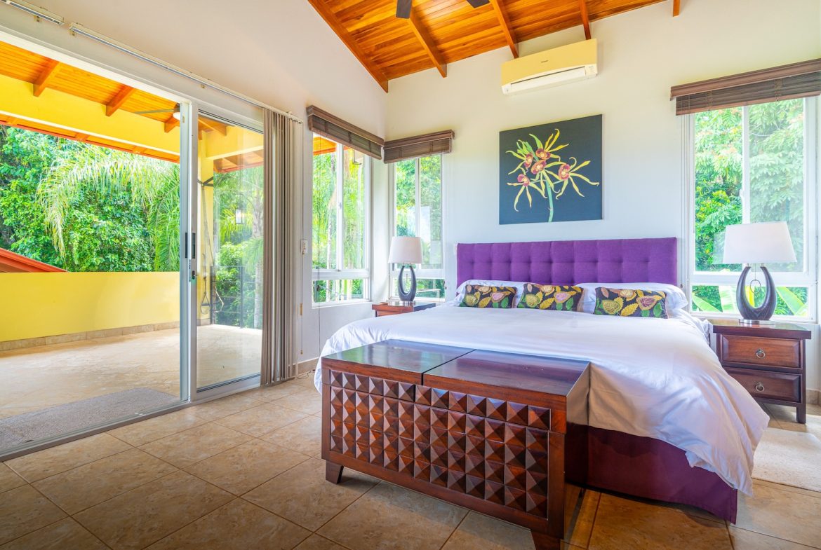 CASA ORQUIDEA PROPERTY WITH TWO BEDROOMS AND PANORAMIC VALLEY VIEWS, IN OJOCHAL – 0.32 ACRES