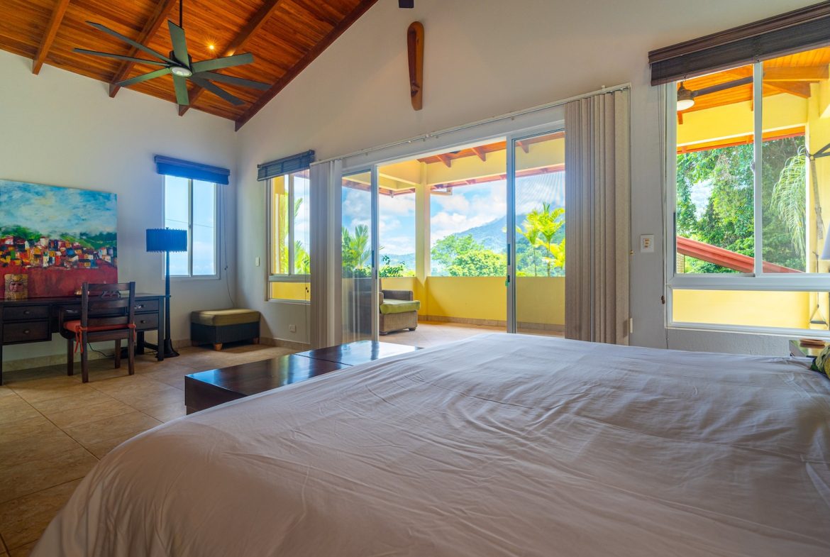 CASA ORQUIDEA PROPERTY WITH TWO BEDROOMS AND PANORAMIC VALLEY VIEWS, IN OJOCHAL – 0.32 ACRES