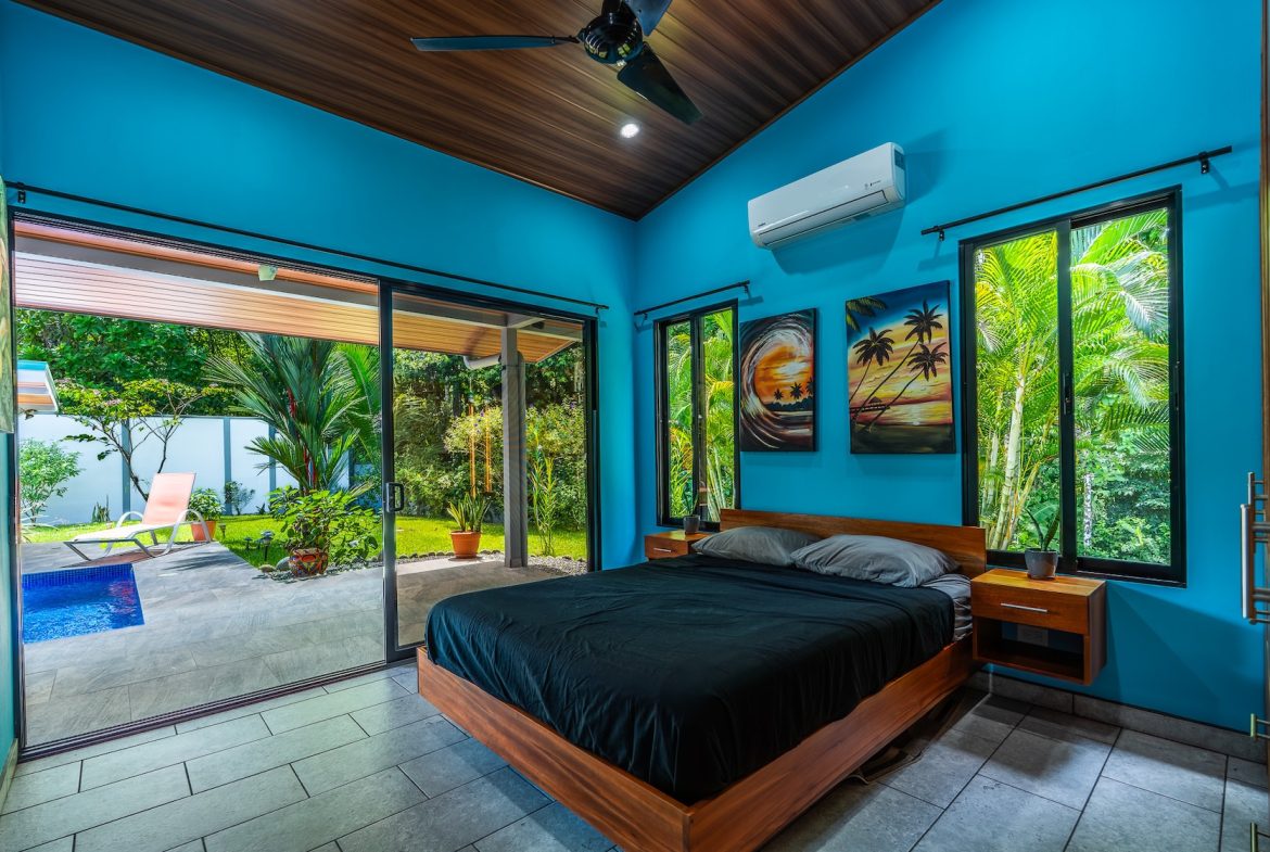 PROPERTY WITH TWO BEDROOMS WITH A PRIVATE CREEK, IN UVITA CENTER – 0.29 ACRES