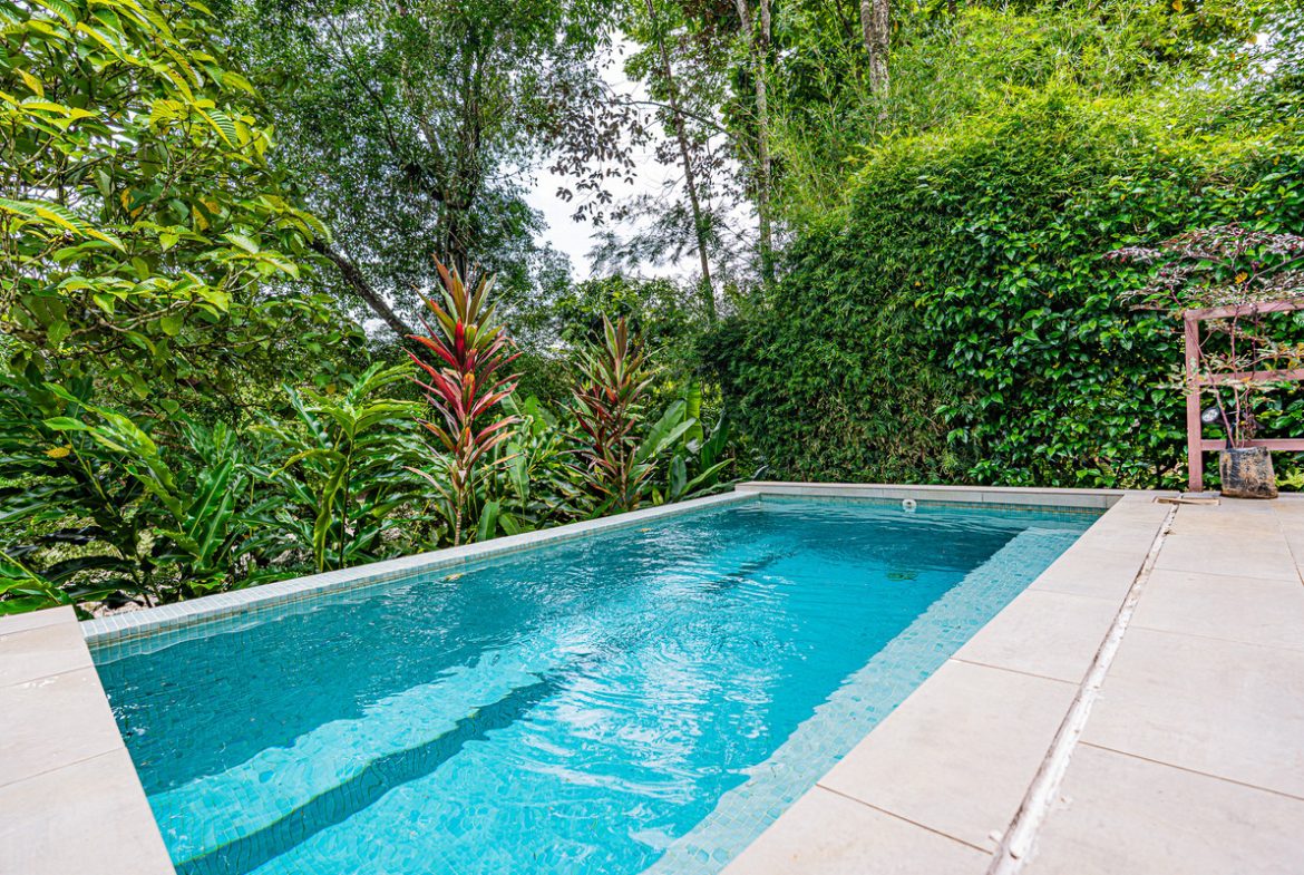 OASIS PROPERTY WITH THREE BEDROOMS NEAR TO THE RIVER, IN BARU – 0.69 ACRES