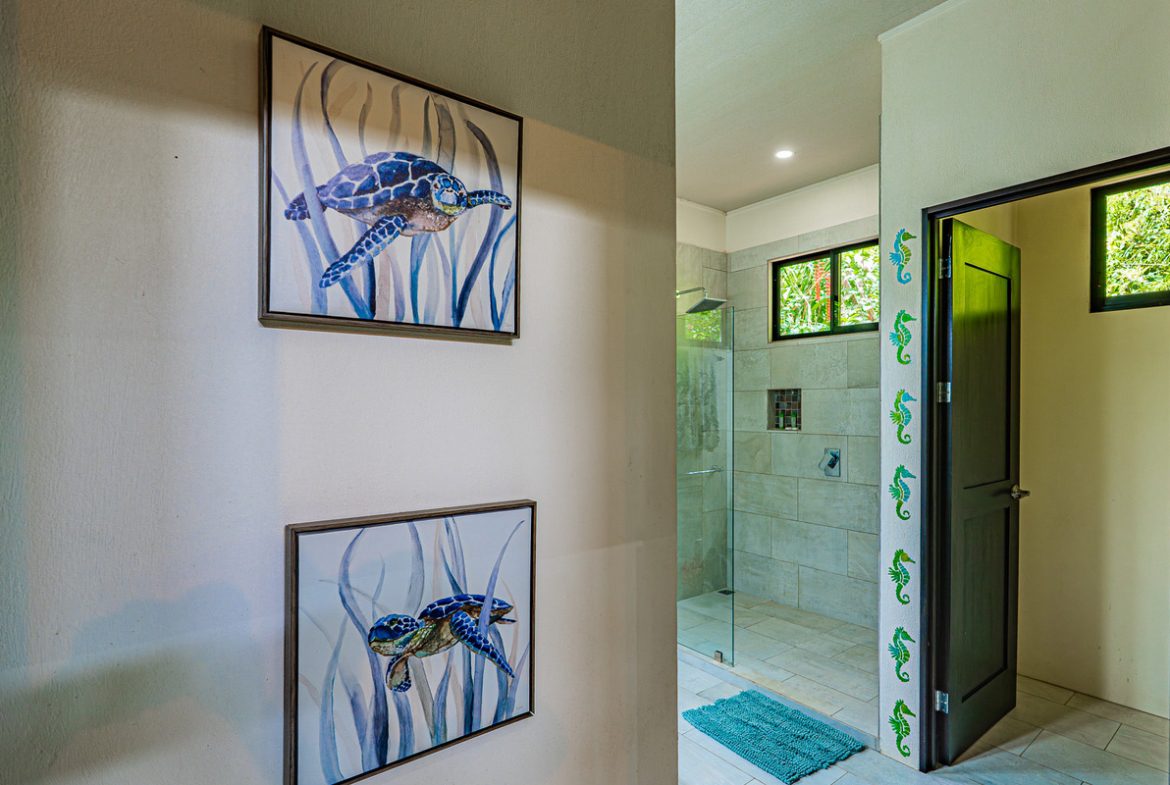 OASIS PROPERTY WITH THREE BEDROOMS NEAR TO THE RIVER, IN BARU – 0.69 ACRES