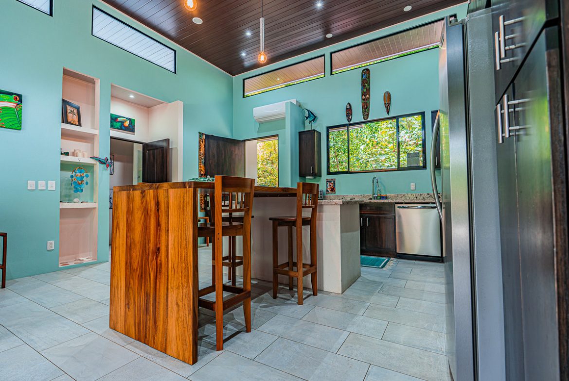 OASIS PROPERTY WITH THREE BEDROOMS NEAR TO THE RIVER, IN BARU – 0.69 ACRES