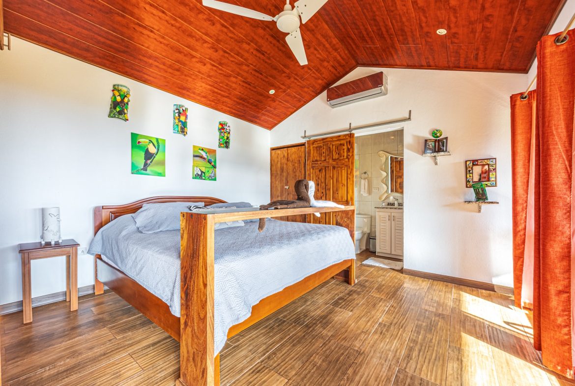 LUXURY PROPERTY WITH FOUR BEDROOMS AND SUNSET VIEWS, IN PORTALON – 3.95 ACRES