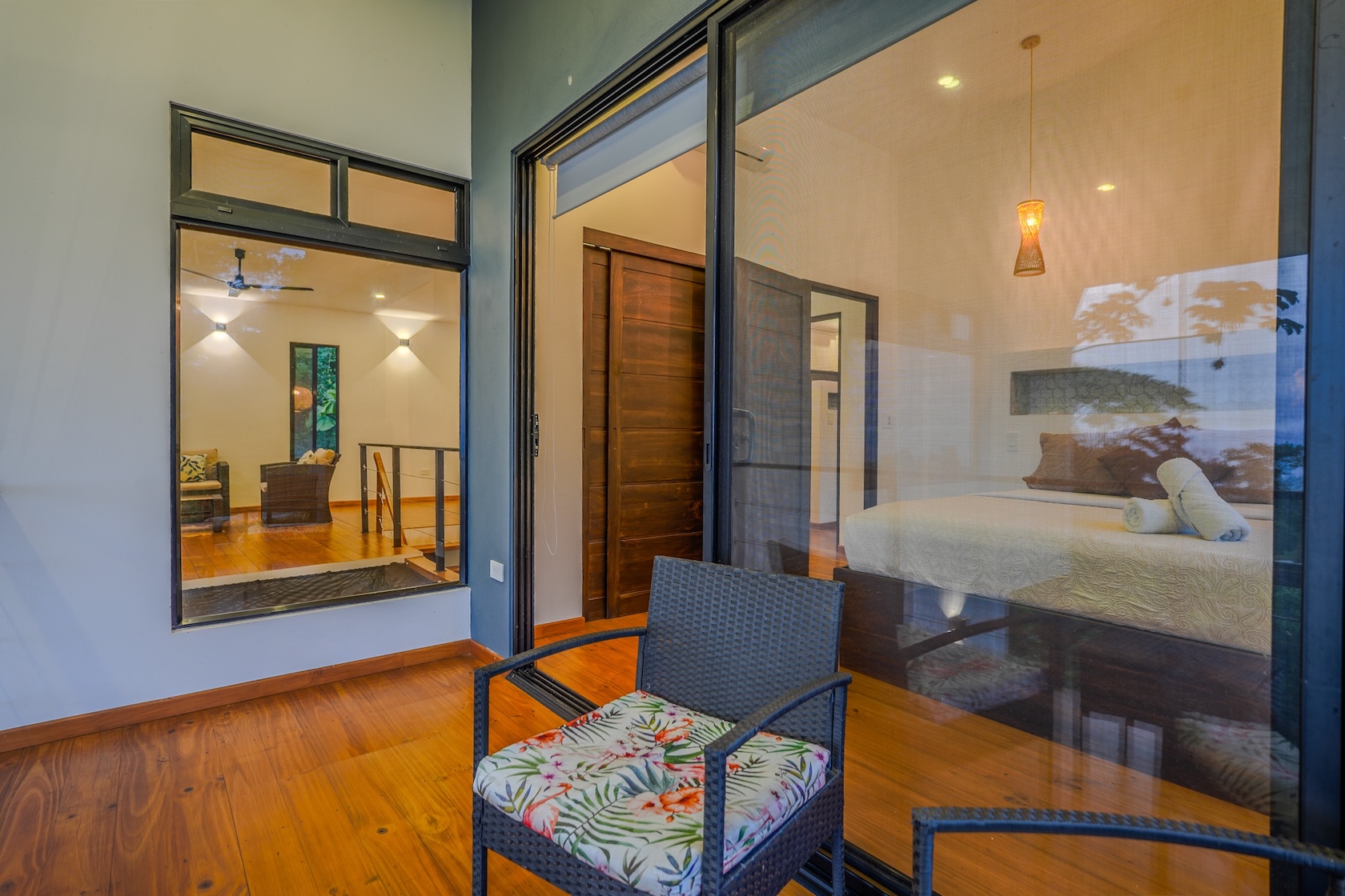 Guest balcony
