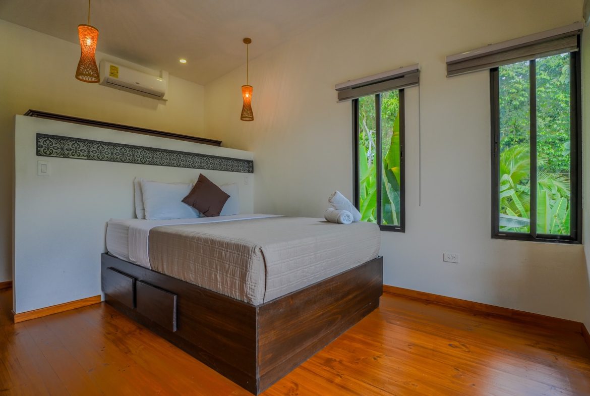 CASA LA ROCA JUNGLE PROPERTY WITH THREE BEDROOMS, IN UVITA  – 4.06 ACRES
