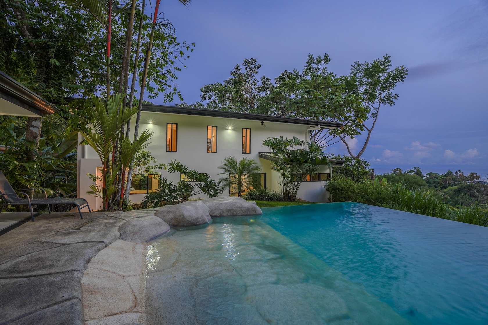Pool dusk