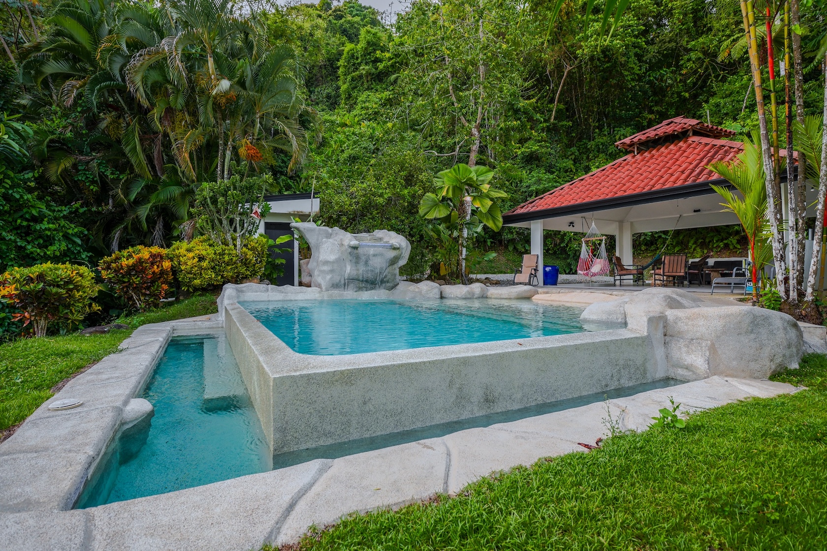 Pool rancho