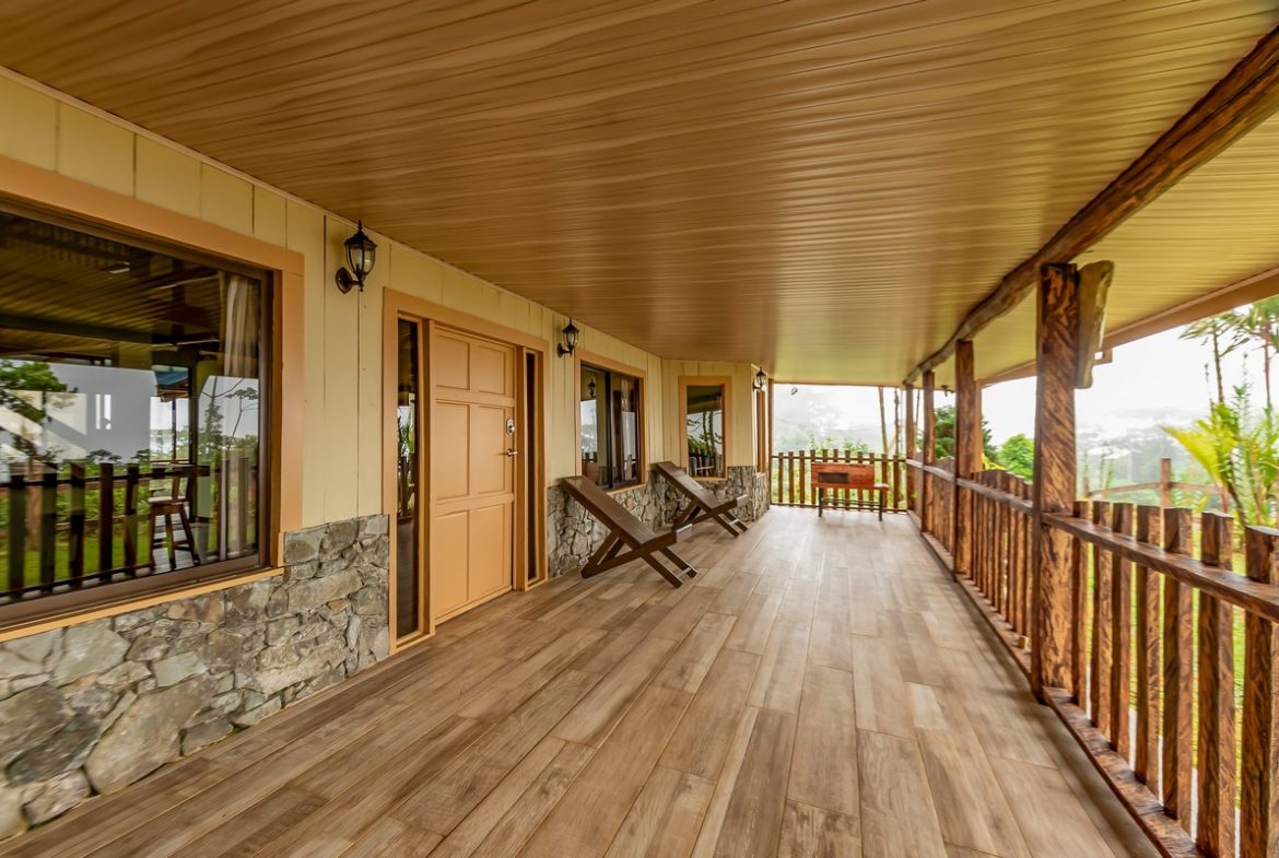 MOUNTAIN PROPERTY IN THE HIGHEST OF TRES RIOS WITH THREE BEDROOMS AND AMAZING VIEWS – 1.8 ACRES