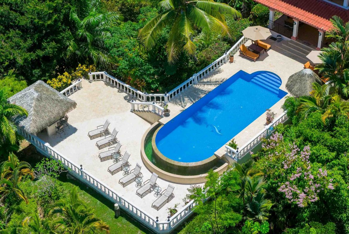 VILLA AMBIENTE BOUTIQUE HOTEL WITH NINE BEDROOMS IN THE MIDDLE OF THE NATURE IN DOMINICALITO – 11.9 ACRES