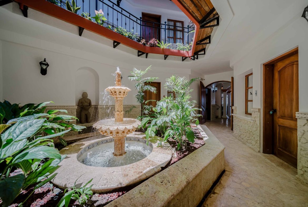 VILLA AMBIENTE BOUTIQUE HOTEL WITH NINE BEDROOMS IN THE MIDDLE OF THE NATURE IN DOMINICALITO – 11.9 ACRES